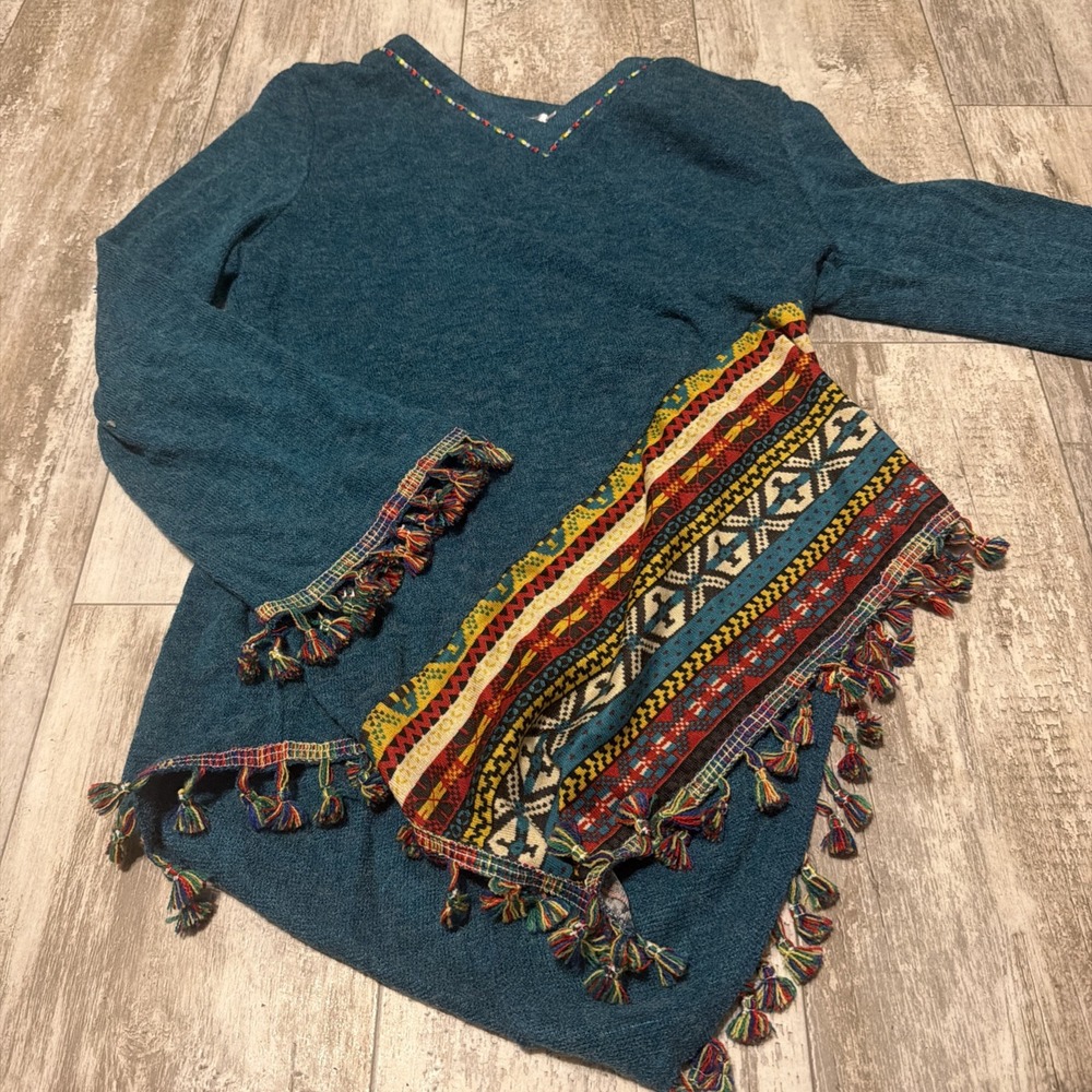 Adore Women Size XL Poncho Tunic Longsleeve Tribal Accent Panel Sweater
